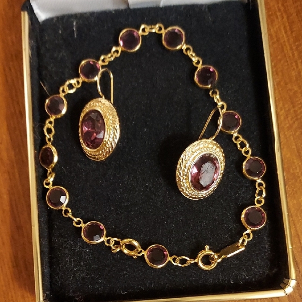 Dillards Vintage  Gold and Purple  Jeweled Set 1996 Vintage  Never Worn